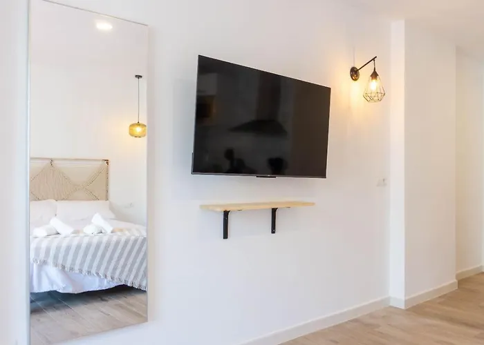 Estudio En La Costa Del Sol *