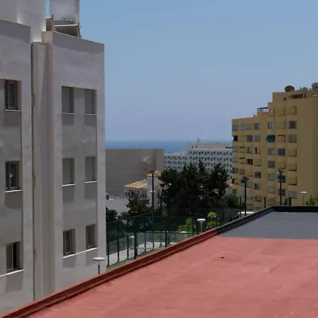 Estudio En La Costa Del Sol *